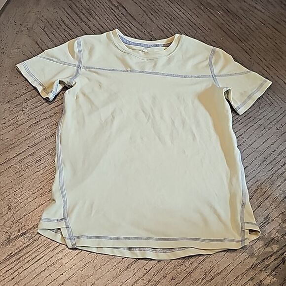 Yellow t shirt size S 6/7 All in motion - Picture 8 of 8